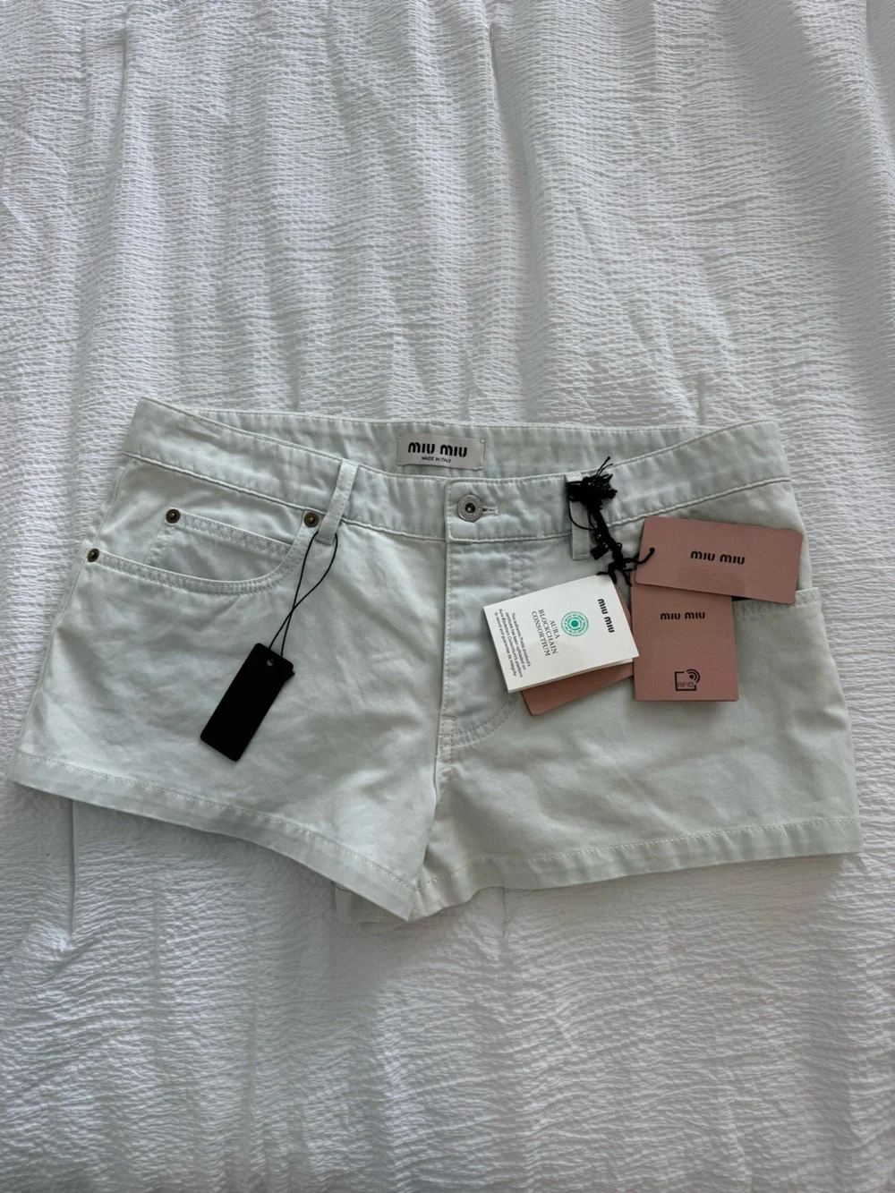 Miu Miu Cream Denim Shorts with Embroidered Back Pocket - Picture 2 of 2